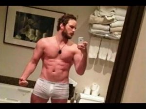 Chris Pratt nude and showing his butt